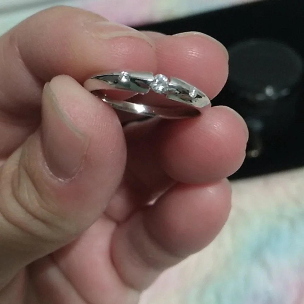 SALE! Authentic Platinum 0.1ct Genuine Diamond Ring 💍 Size 6 Gently Worn - Picture 7 of 12